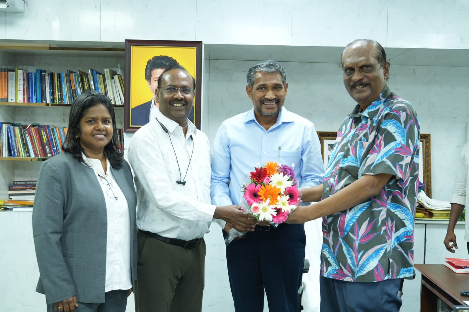 Dr.Christodas Gandhi IAS, Addl Chief Secretary Greets Honorable Minister Thiru. Vanni Arasu